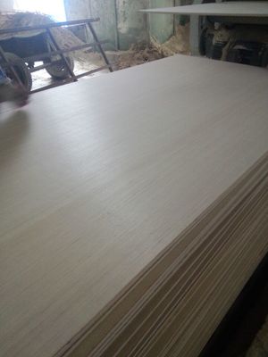 河南家具板生產(chǎn)廠家/臨沂揚(yáng)帆木業(yè)圖片|河南家具板生產(chǎn)廠家/臨沂揚(yáng)帆木業(yè)產(chǎn)品圖片由臨沂揚(yáng)帆木業(yè)公司生產(chǎn)提供-